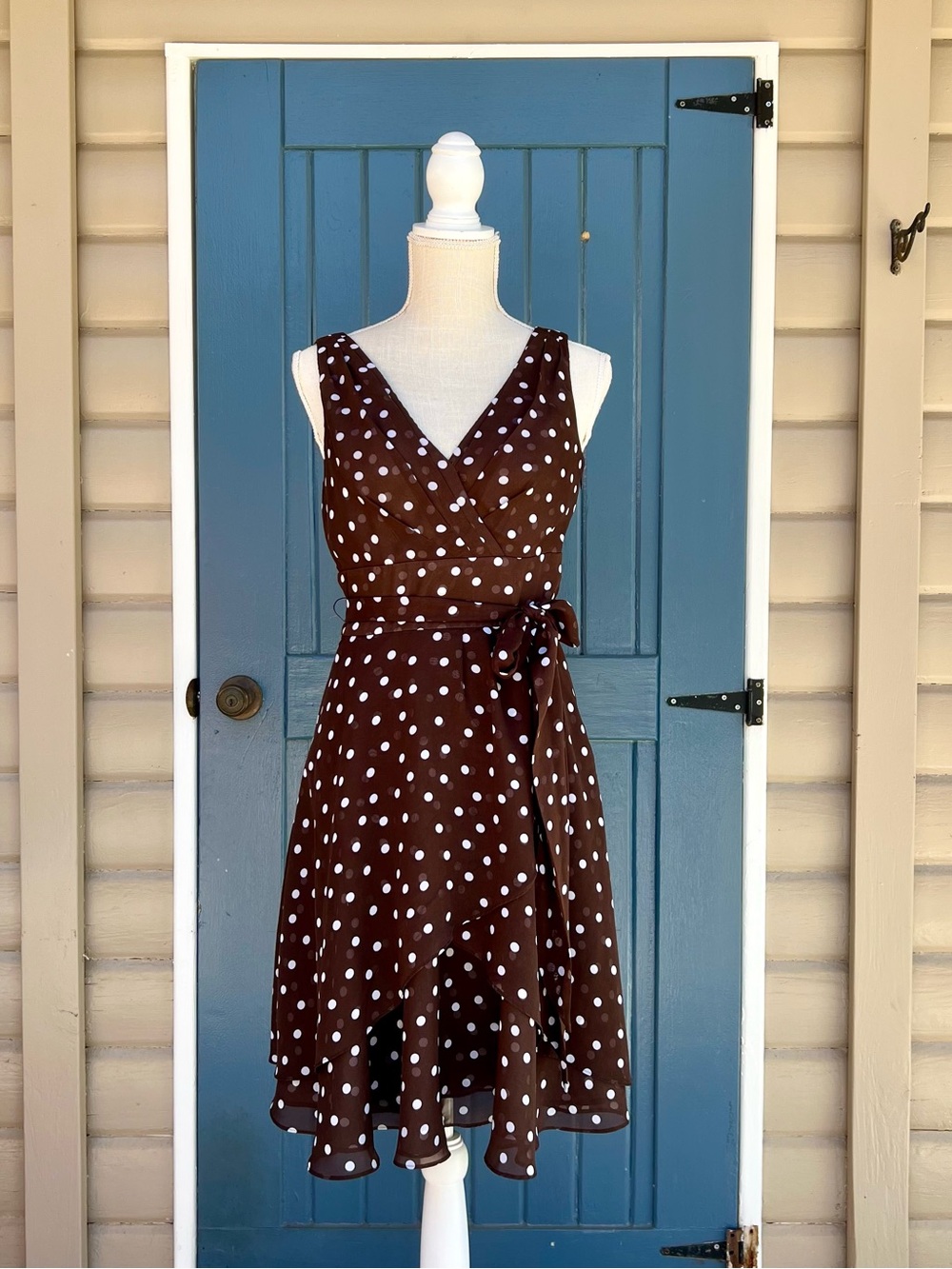 White House Black Market Brown with Polka Dot Dress Women’s Size 2